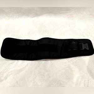 EUC, TushBaby, Belt extender.